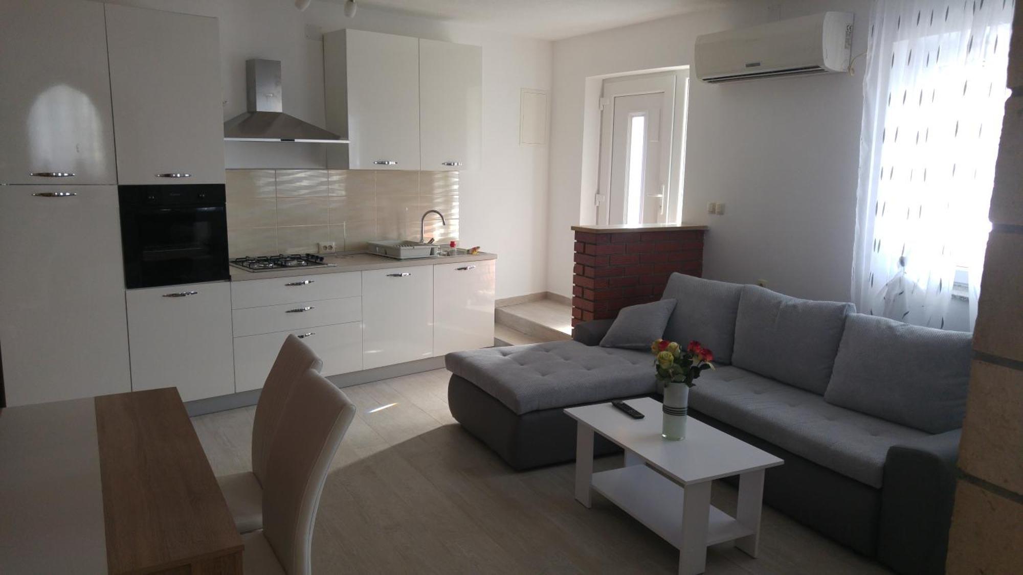 Apartments And Room Suza Senj  Dış mekan fotoğraf